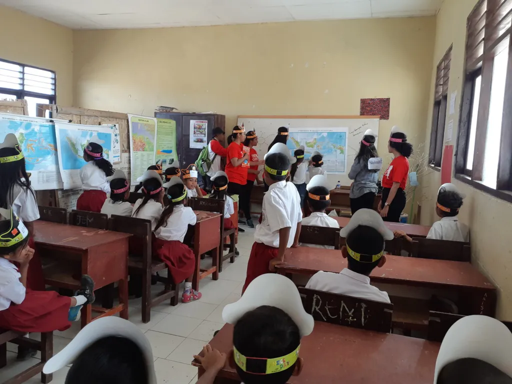 Dunia Pendidikan di Waingapu Hadapi Tantangan Infrastruktur dan Akses Digital