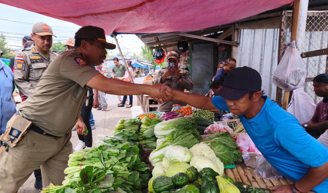 Pasar Matawai Etalase Ekonomi Sumba Timur, Satpol PP Tertibkan Pedagang